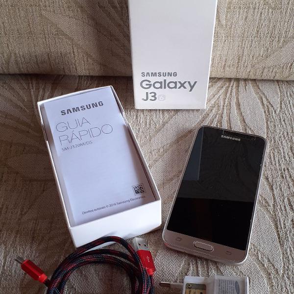Samsung Galaxy J3 Dourado - usado