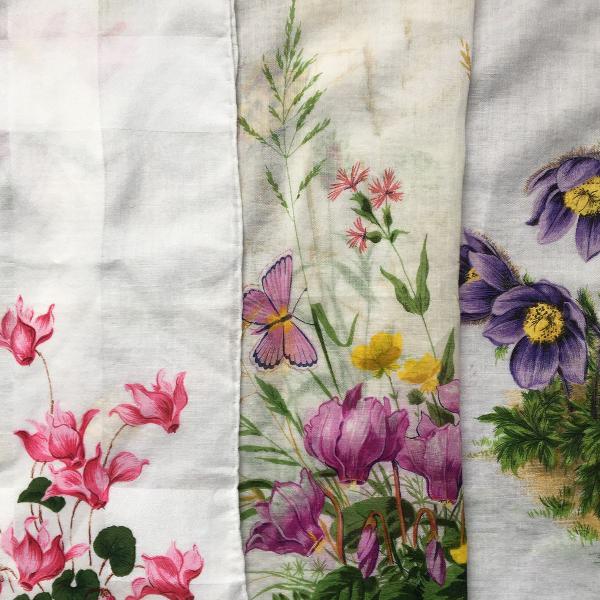 conjunto de lenços florais vintage