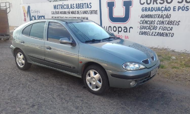 Carro Renault Megane