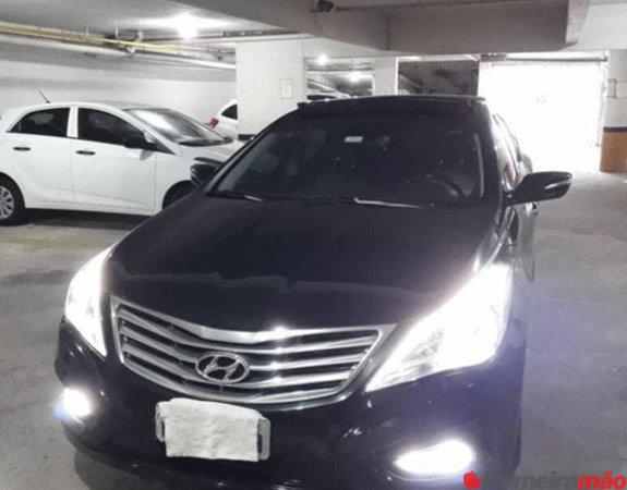 Hyundai Azera 3.0 V6 270cv 2013 Preto TOP DE LINHA