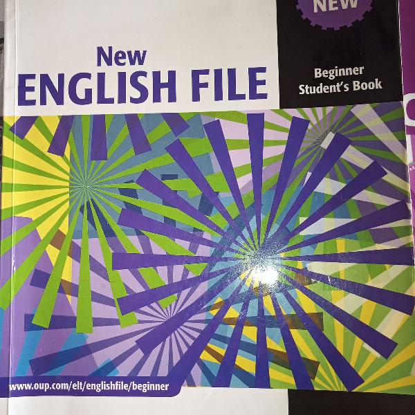 Livro e Caderno de exercícios New English File Beginner