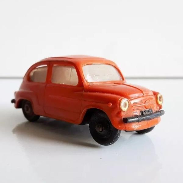 carrinho antigo fiat 600 norev num 61 - france escala 1/43