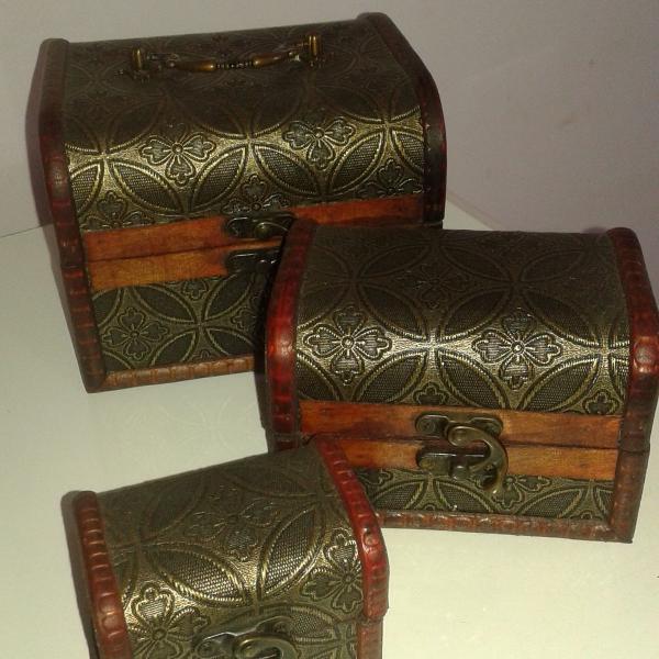 conjunto baús