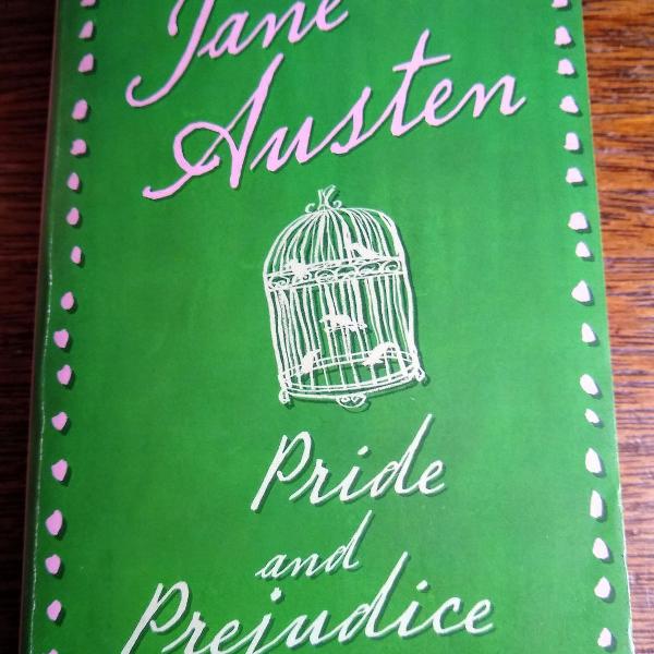 livro com texto em inglês, jane austen: pride and prejudice