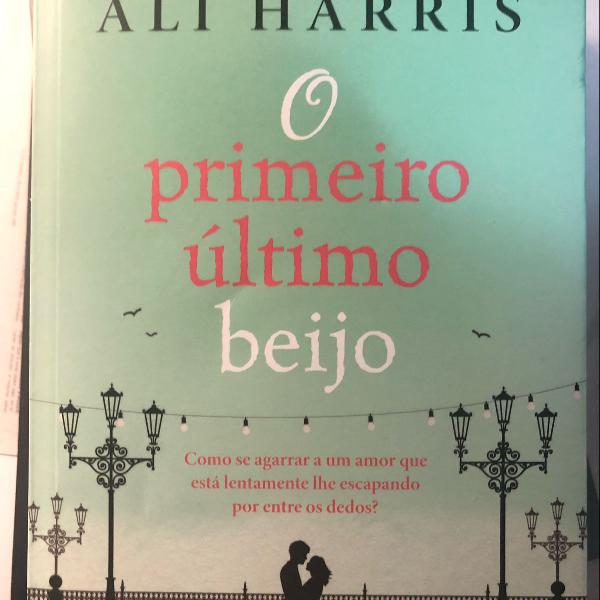 livro o primeiro último beijo