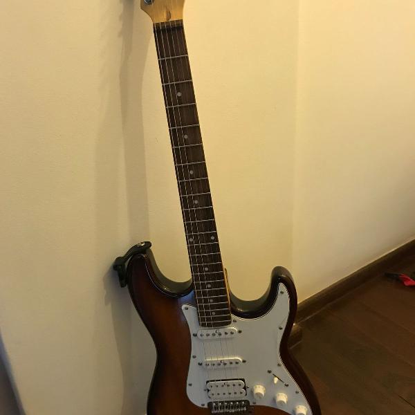 guitarra condor stratocaster