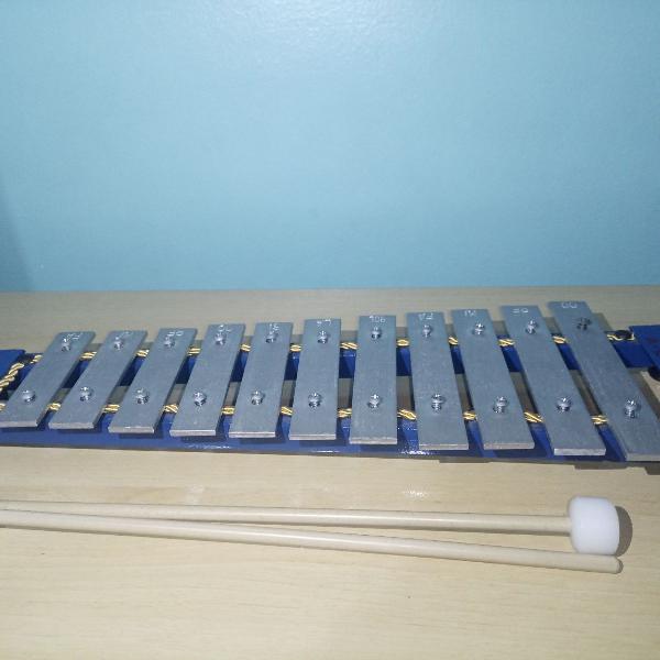 xilofone c/ 11 barras e base de alumínio