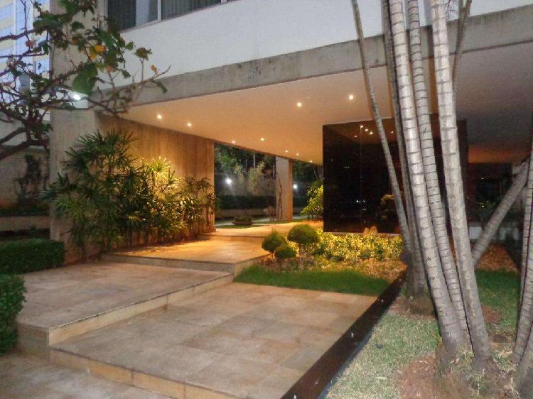 Apartamento, Funcionários, 4 Quartos, 2 Vagas, 1 Suíte