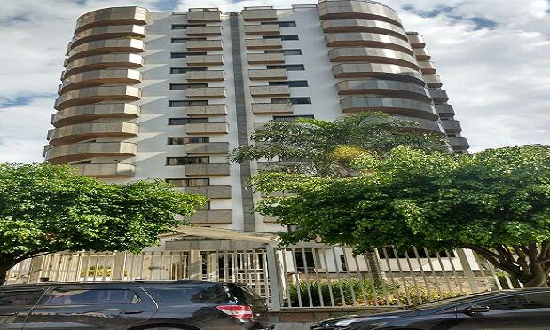 APARTAMENTO DE ALTO PADRÃO