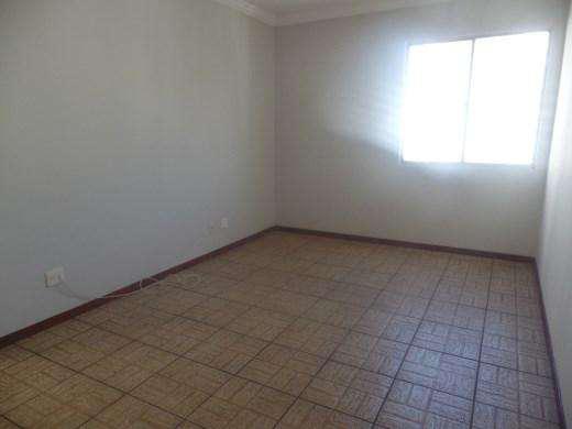 Apartamento, Luxemburgo, 2 Quartos, 1 Vaga