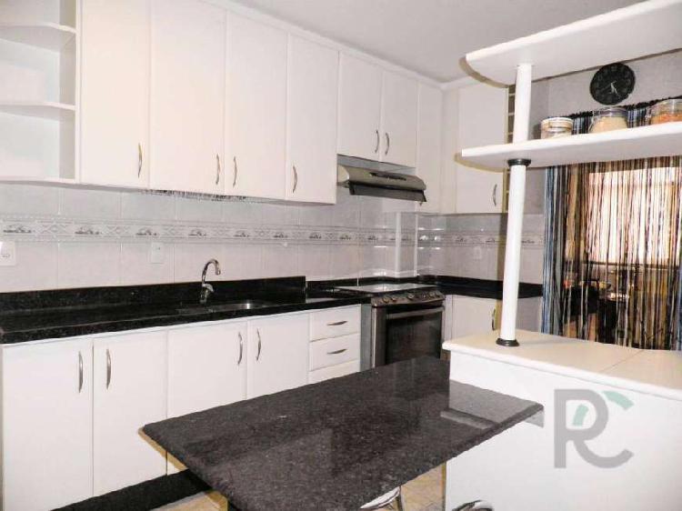 Apartamento com 3 dormitórios à venda, 122 m² por R$