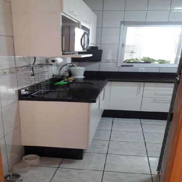 Apartamento na Moóca 2 dormitórios 100 metros da Avenida