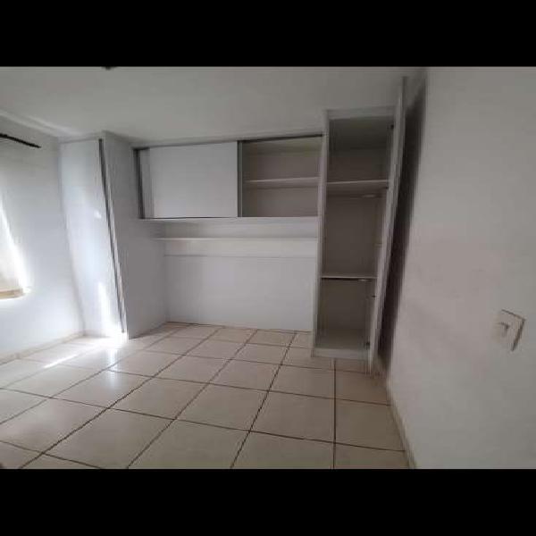 Apartamento para venda possui 47 metros quadrados com 2