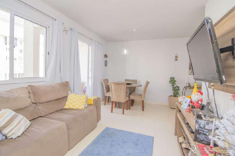 Apartamento à venda de 67m² com 3 dormitórios no bairro