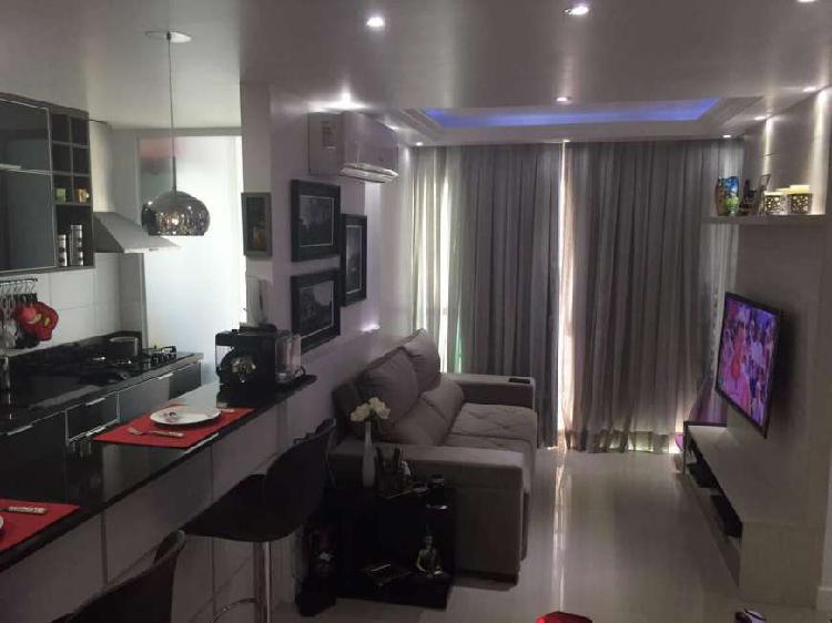 BARRA ONE - 2 quartos - 64mts - Decoradíssimo !!!