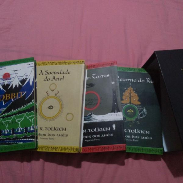 Box Livros O Senhor dos Anéis e O Hobbit