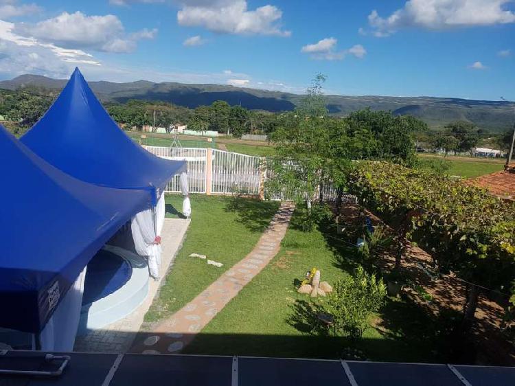 Casa central com ofurô em Alto Paraíso de Goiás - Chapada