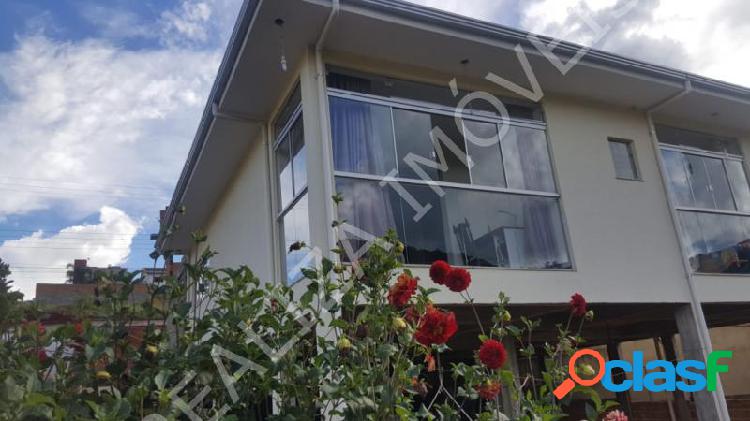 Casa com 3 dorms em Poços de Caldas - Parque Véu das