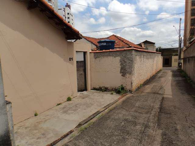 Casa para venda possui 106 metros quadrados com 2 quartos em