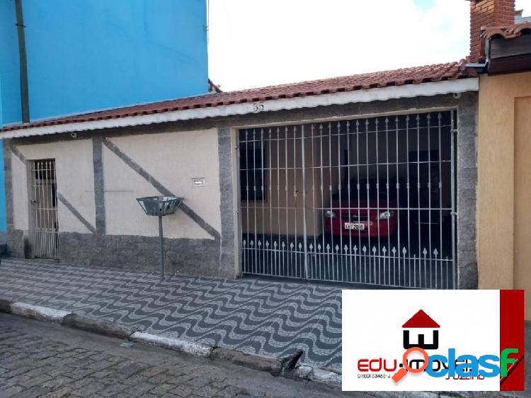 Casa residencial / Calmon Viana / Poá.