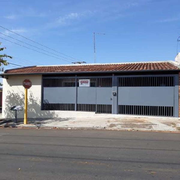 Casa térrea venda reformada, 100m2, com 3 quartos (1