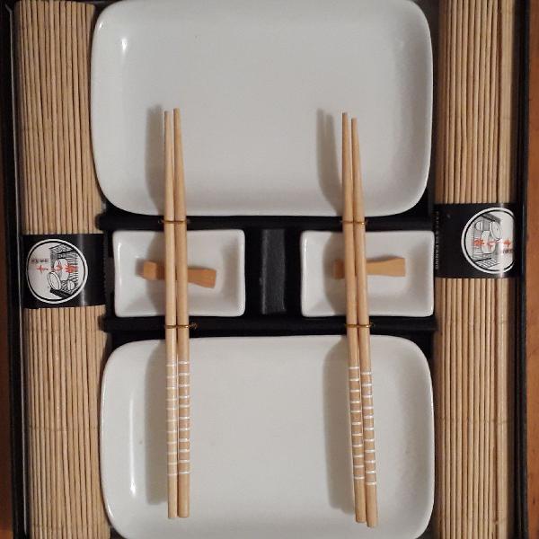 Kit Oriental branco Para Sushi/Sashimi - Black Friday