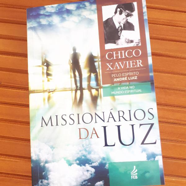 LIVRO "MISSIONÁRIOS DA LUZ"