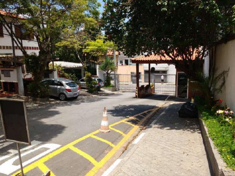 Lindo Sobrado a venda possui 70 m2 com 2 quartos em Jardim