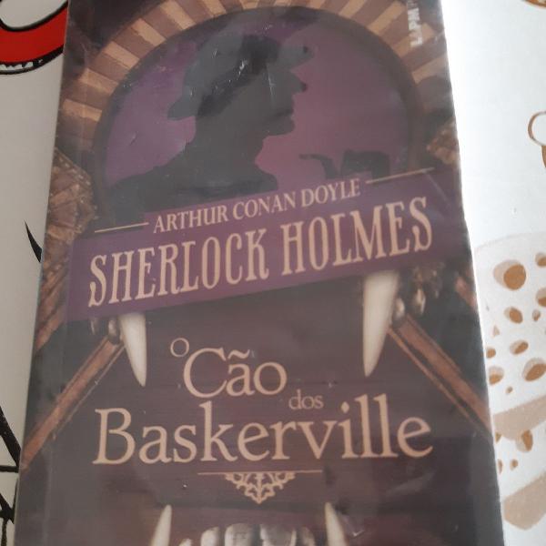 Livro O cão dos Baskerville - Sherlock Holmes