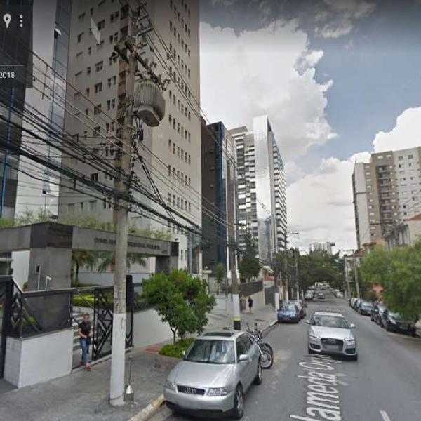 Vende ou Aluga Sala Comercial ao Lado do Metrô Barra Funda