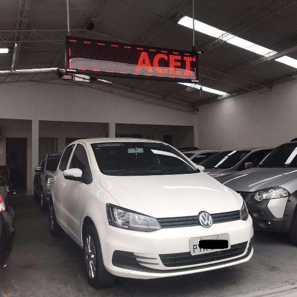 Volkswagen Fox 1.6 MI Total Flex 8v 5p