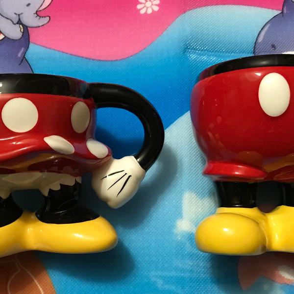 kit com xícaras originais, mickey e minnie, disney