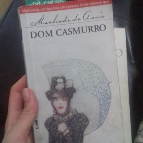 livro dom casmurro de bolso