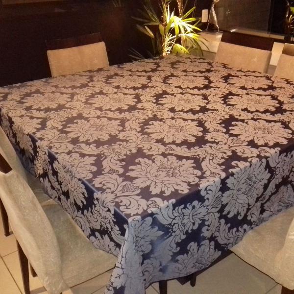toalha de mesa marrom 6 cadeiras