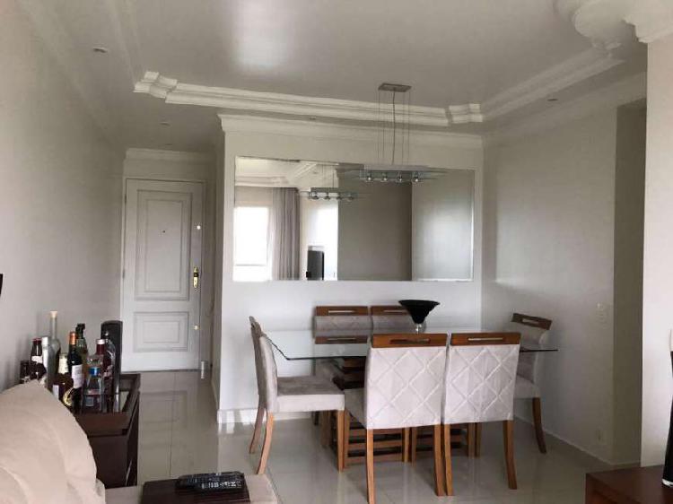 Apartamento para venda possui 64 metros quadrados com 3