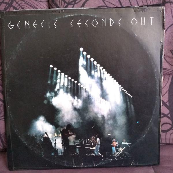 Genesis, Álbum duplo - Seconds Out