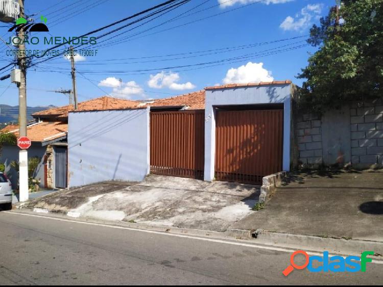 Casa à venda no Jardim Cerejeiras, em Atibaia/SP.