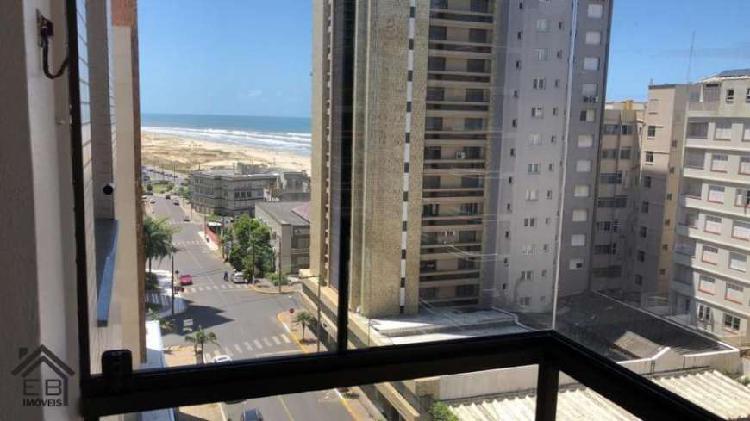 Apartamento 2 dormitórios à venda em Torres, vista mar -