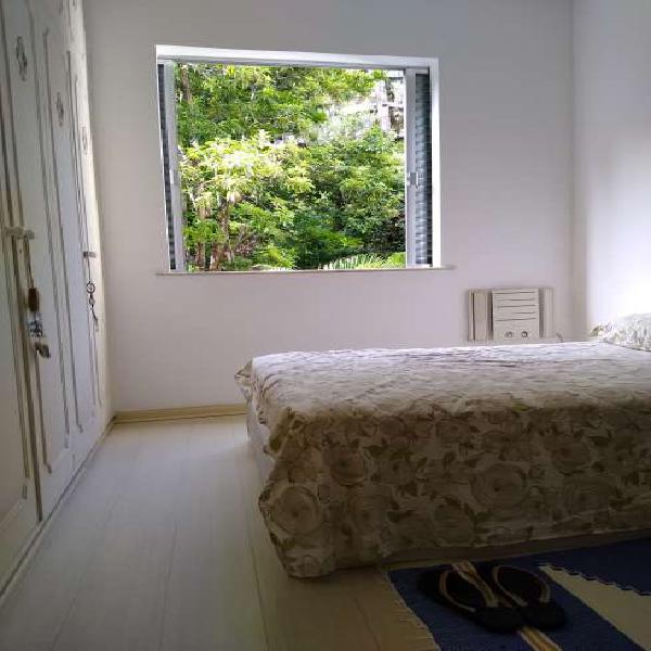 Apartamento para aluguel possui 55 metros quadrados com 1