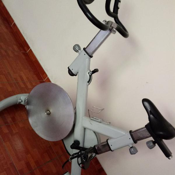 Bicicleta Ergométrica