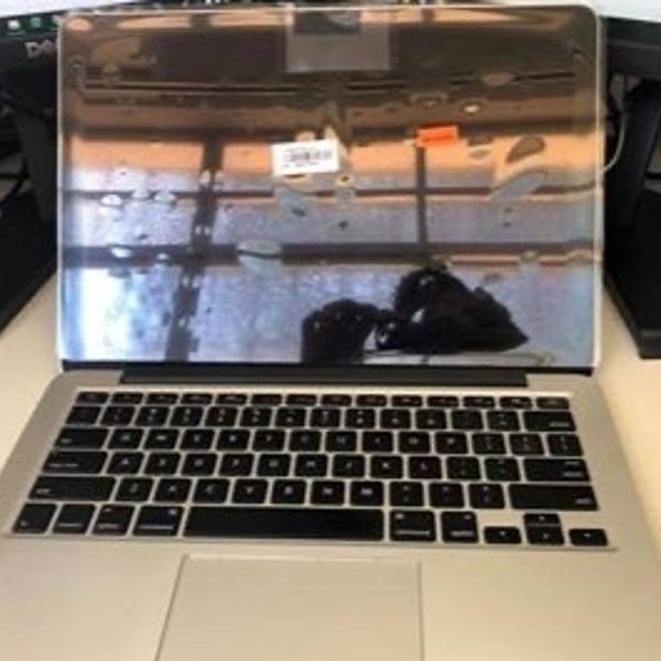 macbook pro 13' - 2015 (retina)