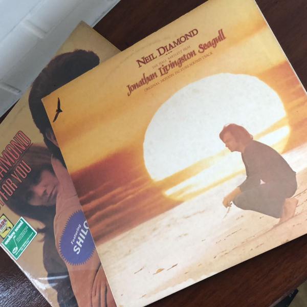 2 lps neil diamond - soundtrack jonathan livingston seagull