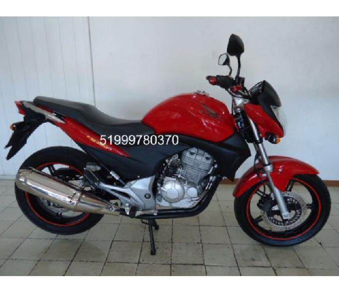 CB 300 R 2012 VERMELHA COM INCRÍVEIS 6.000 Km 1° DONO