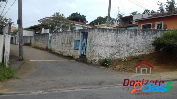 Casa comercial a venda no Sabia em Cotia