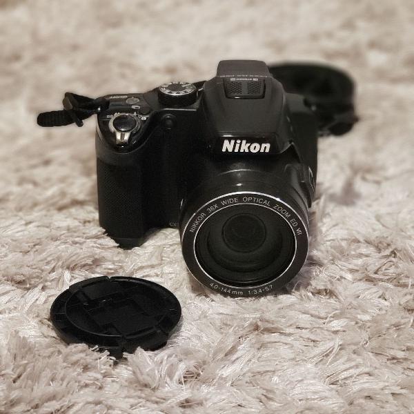 Nikon Semi Profissional P500