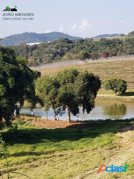 Sitio à venda no bairro Ponte Alta, em Atibaia/SP.