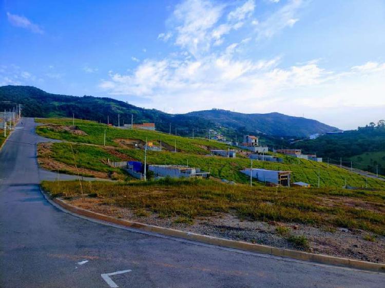 Terreno em laranjeiras