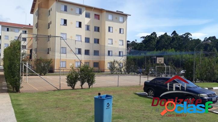 Vende apartamento em Caucai Cotia