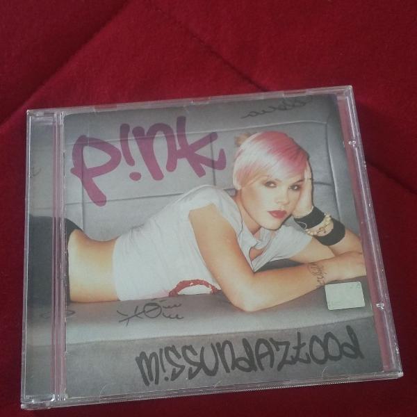 cd pink mussundaztood