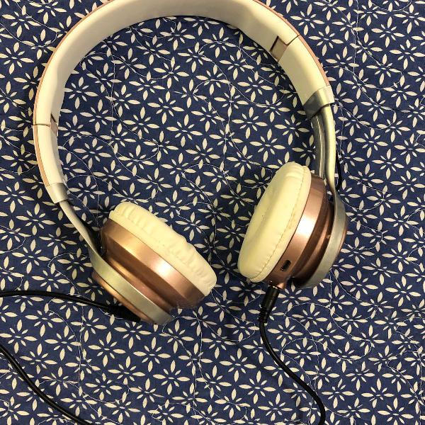 headphone rose